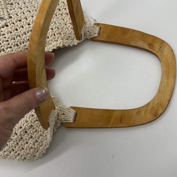 Macro-may Crochet Wood handle handbag- Made in the Philippines - Picture 7 of 9